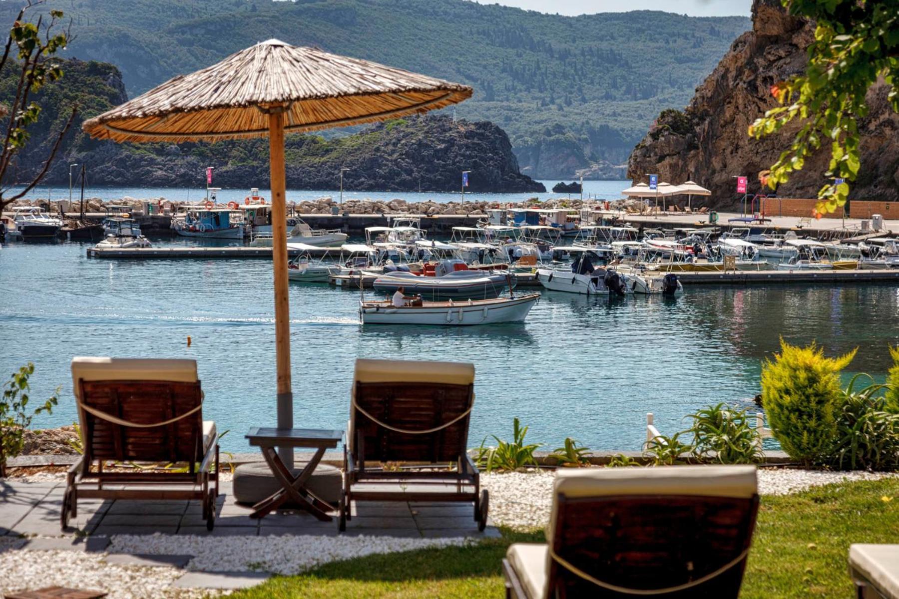 Napoleon On The Beach Paleokastritsa Exterior foto